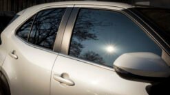 Alternative view of Toyota Yaris Cross Uyumlu 2022 üzeri Cam Çıtası 4 Parça Paslanmaz Çelik