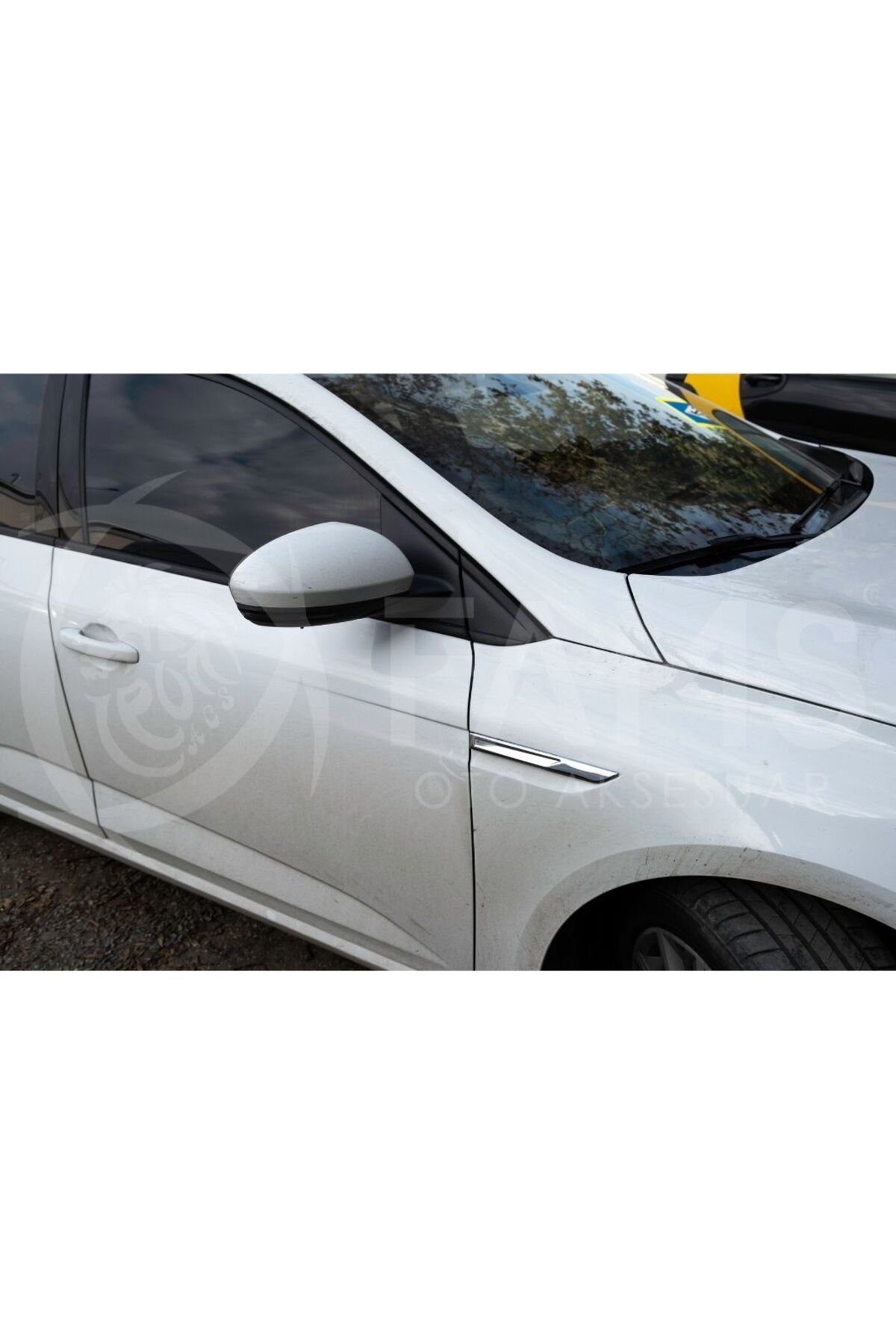 Renault Megane 4 Krom Çamurluk Sinyal Çıtası 2021 Üzeri Uyumlu 2 parça P. Çelik - Görsel 4